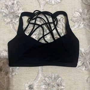lululemon sports bra